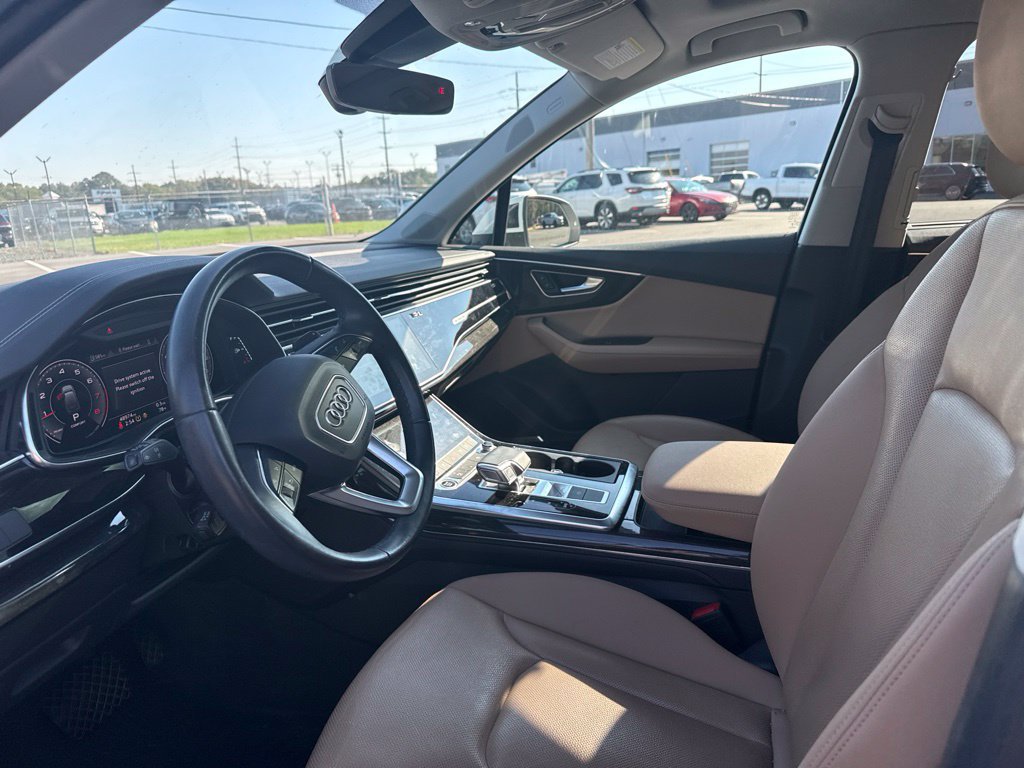 Used 2023 Audi Q7 2.0T Premium Plus AWD/4WD image 6