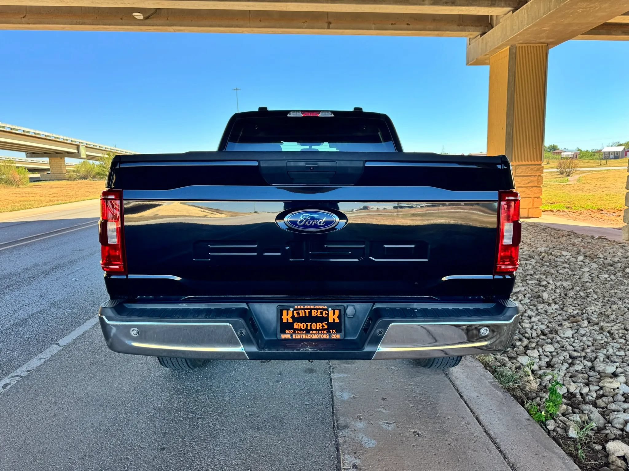 Used 2022 Ford F150 XLT AWD/4WD image 4