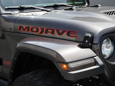 Used 2021 Jeep Gladiator Mojave image 26