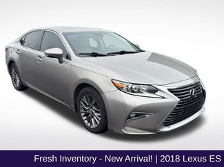 Used 2018 Lexus ES 350 w/ Navigation System Package video 1
