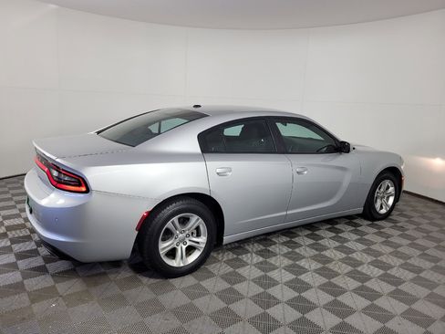 Used 2022 Dodge Charger SXT RWD image 10