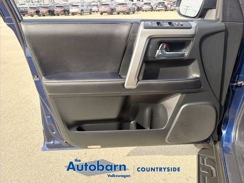 Used 2023 Toyota 4Runner SR5 Premium w/ Moonroof Package AWD/4WD image 9
