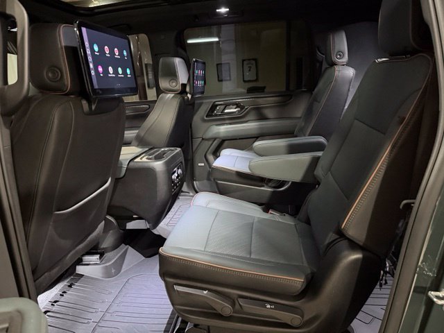 Used 2026 GMC Yukon XL AT4 w/ AT4 Premium Plus Package AWD/4WD image 16