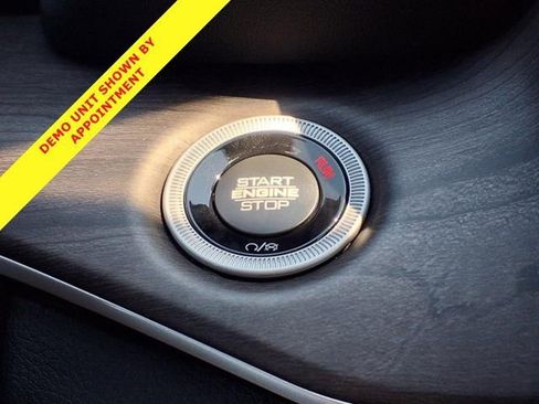 New 2025 Jeep Grand Cherokee L Limited w/ Luxury Tech Group II image 11