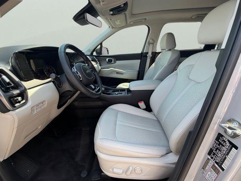 Certified 2023 Kia Sorento X-Line EX AWD/4WD image 11