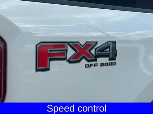 Used 2024 Ford F250 XLT w/ FX4 Off-Road Package image 24