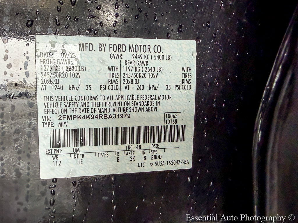 Certified 2024 Ford Edge Titanium w/ Equipment Group 301A AWD/4WD image 26