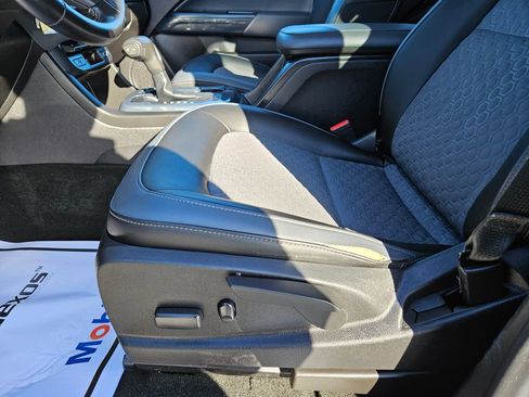 Used 2018 Chevrolet Colorado Z71 image 24