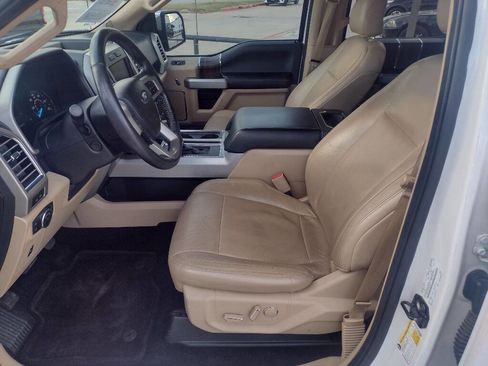 Used 2015 Ford F150 Lariat w/ Equipment Group 502A Luxury image 14