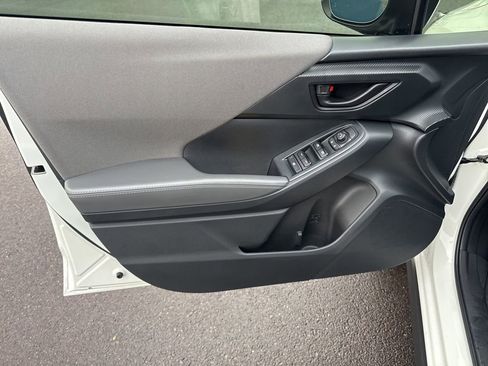 Used 2025 Subaru Crosstrek 2.5i Premium image 19