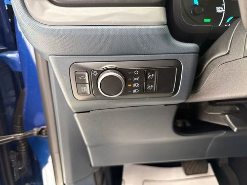 Used 2024 Ford Maverick XL image 19