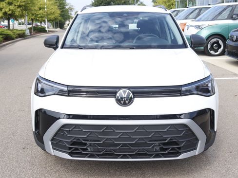 New 2025 Volkswagen Taos S image 11