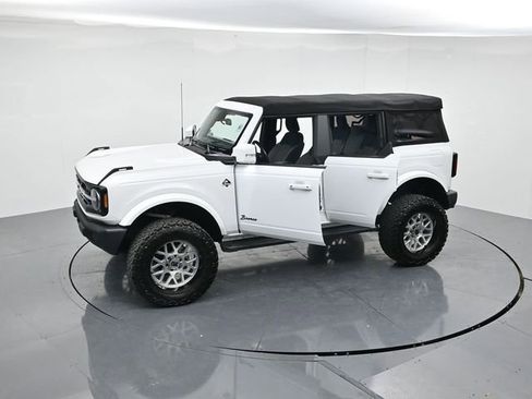 Used 2022 Ford Bronco Outer Banks image 43