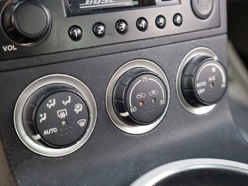 Used 2005 Nissan 350Z Touring image 25