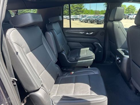 Used 2023 GMC Yukon XL Denali w/ Max Trailering Package AWD/4WD image 15