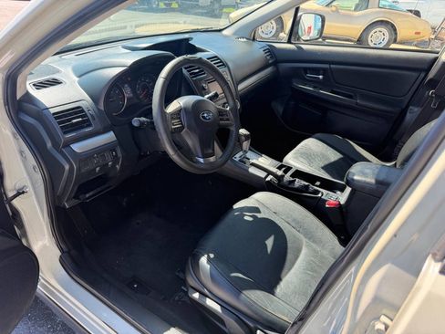 Used 2014 Subaru Crosstrek 2.0i Limited w/ Popular Package #2 image 9