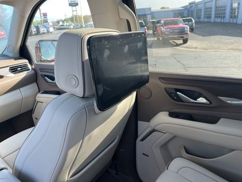 Used 2021 GMC Yukon Denali w/ Denali Ultimate Package image 17