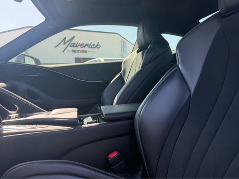 Used 2018 Lexus LC 500 Coupe w/ Sport Package RWD image 6