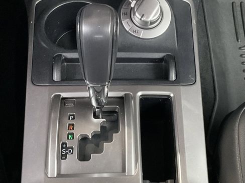 Used 2020 Toyota 4Runner SR5 Premium image 17