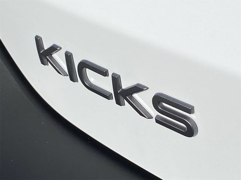 New 2026 Nissan Kicks S FWD image 9