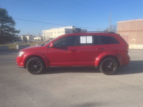 Used 2016 Dodge Journey SXT w/ Comfort/Convenience Group image 6