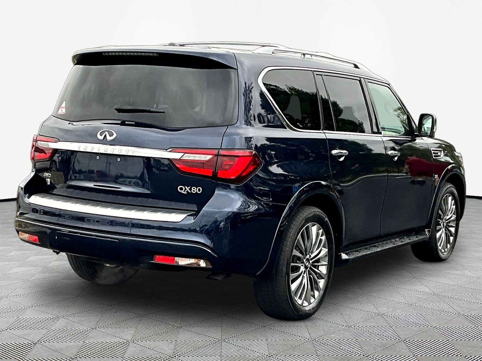 Used 2020 INFINITI QX80 Luxe w/ Sensory Package AWD/4WD image 6