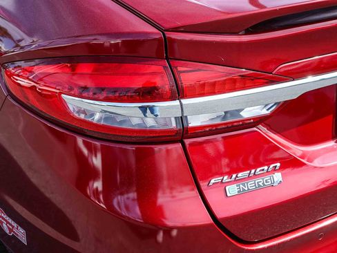 Used 2017 Ford Fusion Energi Titanium image 8