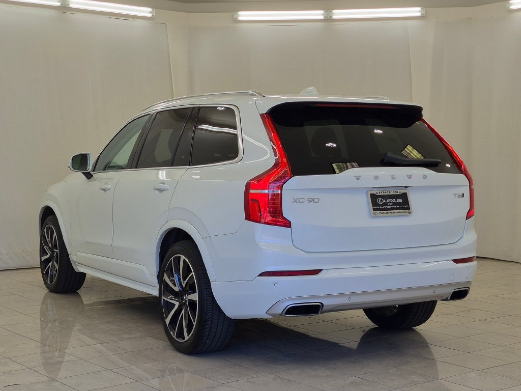 Used 2020 Volvo XC90 T6 Momentum w/ Protection Package AWD/4WD image 6