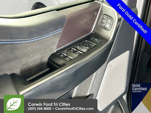 Certified 2025 Ford F150 Platinum w/ FX4 Off-Road Package AWD/4WD image 12