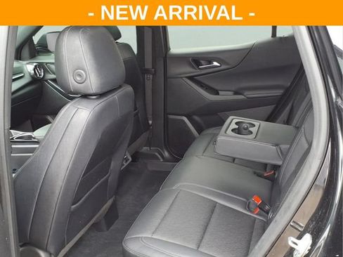 Used 2025 Chevrolet Equinox LT w/ Convenience Package II FWD image 11