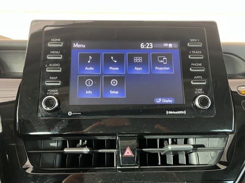 Used 2024 Toyota Camry SE image 18