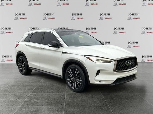 Used 2021 INFINITI QX50 Luxe w/ Appearance Package image 1
