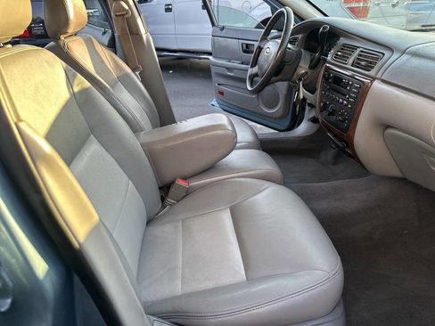 Used 2005 Ford Taurus SEL image 14