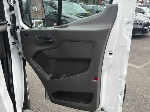 Used 2025 Ford Transit 250 Low Roof w/ Exterior Upgrade Package RWD image 27