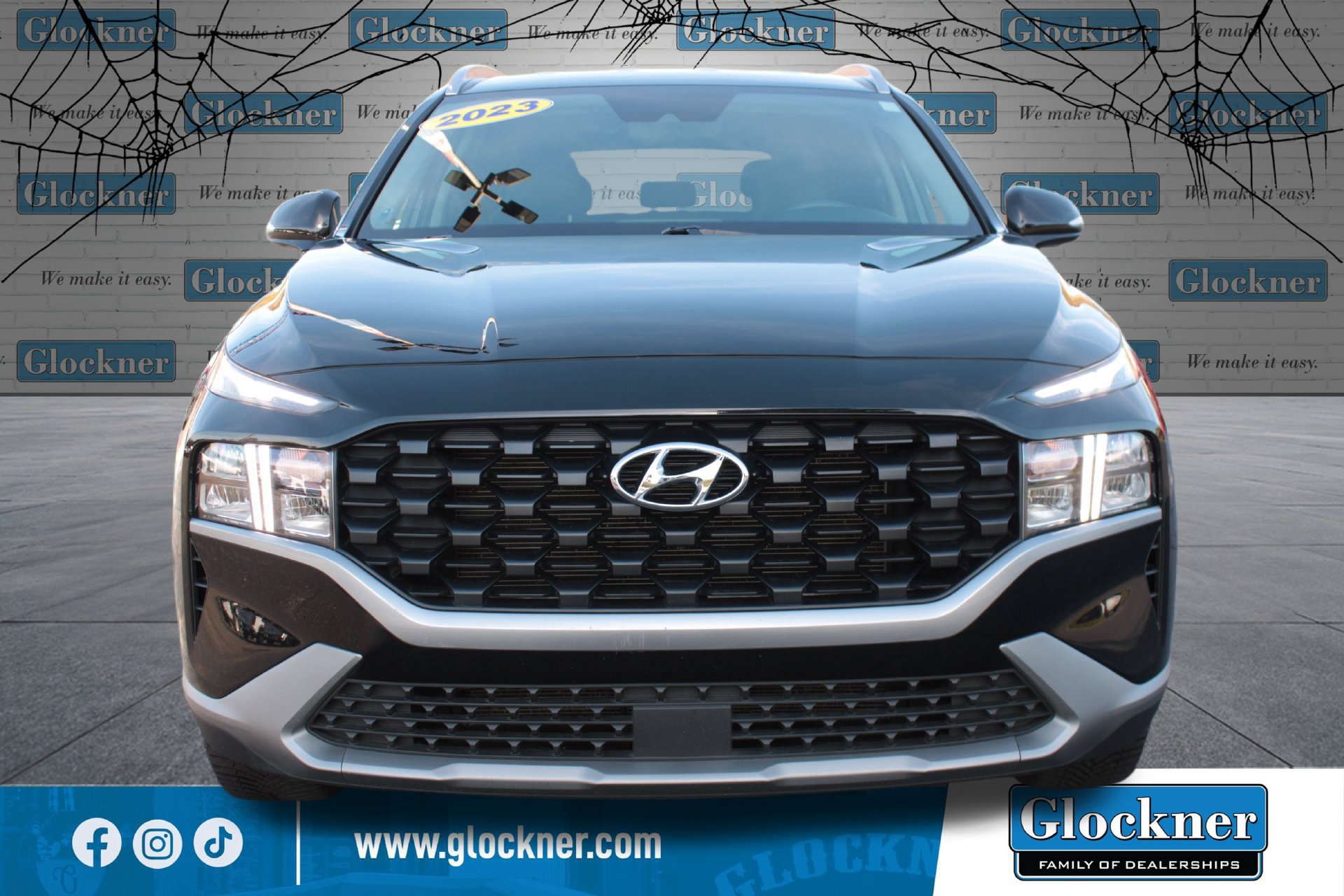 Used 2023 Hyundai Santa Fe SEL AWD/4WD image 2