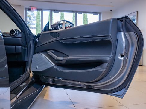 Used 2022 Ferrari Portofino M image 25