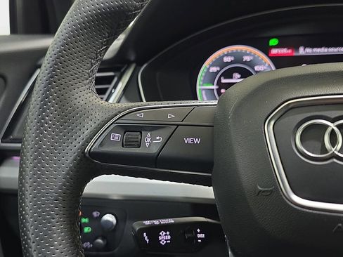 Used 2024 Audi Q5 e Prestige w/ Prestige Package AWD/4WD image 17