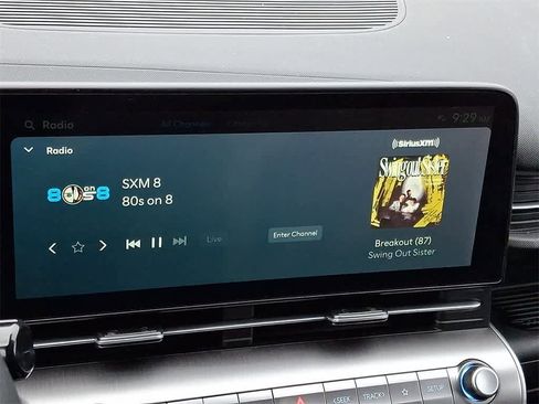 Used 2025 Hyundai Kona SEL image 16