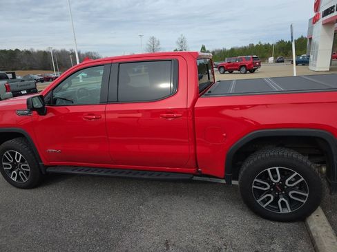Used 2021 GMC Sierra 1500 AT4 w/ AT4 Premium Package image 6