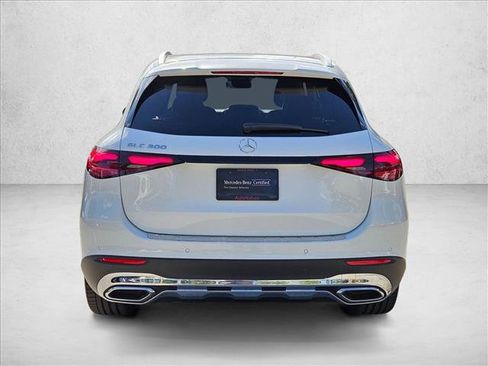Certified 2026 Mercedes-Benz GLC 300 image 8