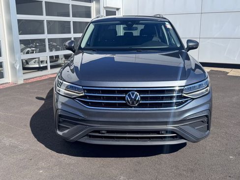 Used 2023 Volkswagen Tiguan SE image 10