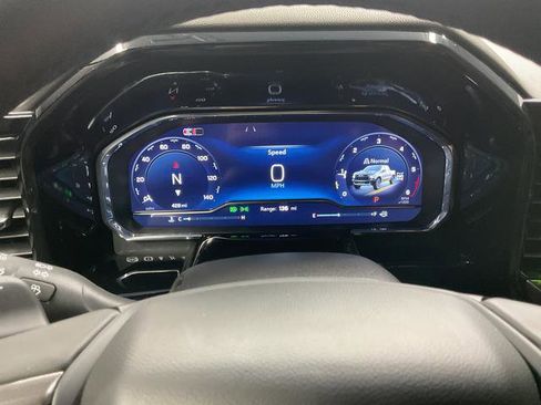 Used 2025 Chevrolet Silverado 1500 ZR2 w/ Technology Package image 23