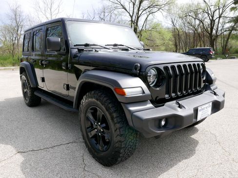 Used 2020 Jeep Wrangler Unlimited Sport image 4