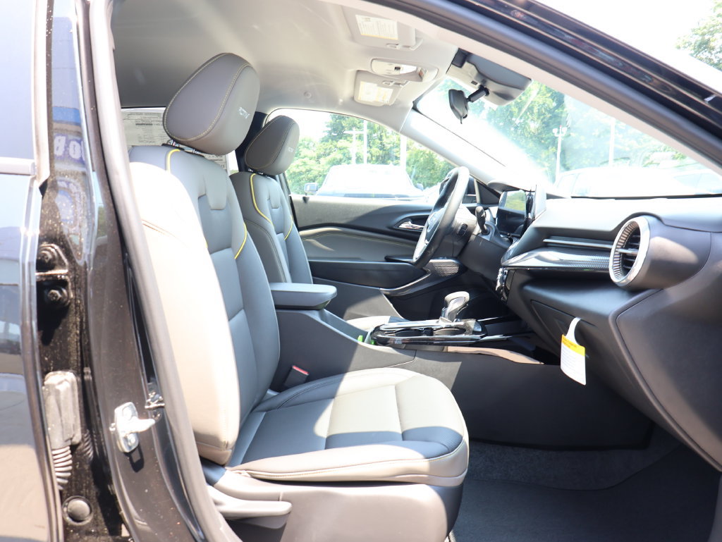 New 2026 Chevrolet Trax ACTIV w/ Driver Confidence Package FWD image 31
