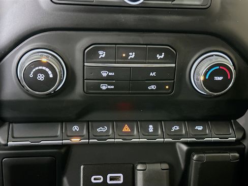 Used 2022 Chevrolet Silverado 1500 Custom w/ Rally Edition image 21