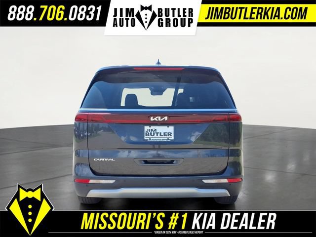 Used 2024 Kia Carnival EX FWD image 25