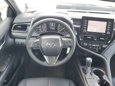 Used 2024 Toyota Camry SE FWD image 12