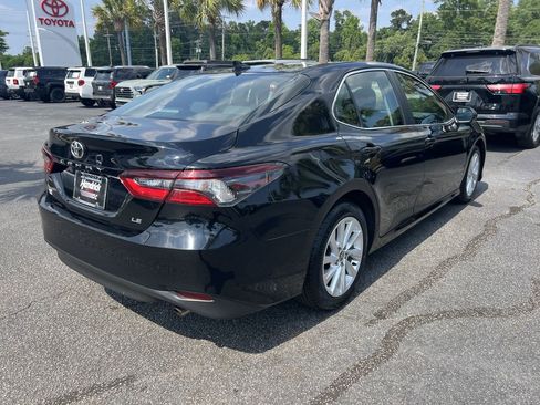 Used 2024 Toyota Camry LE FWD image 10