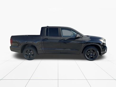 New 2026 Honda Ridgeline Black Edition image 9