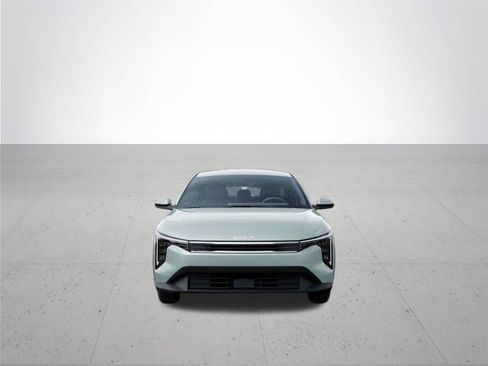 New 2026 Kia K4 LXS image 2